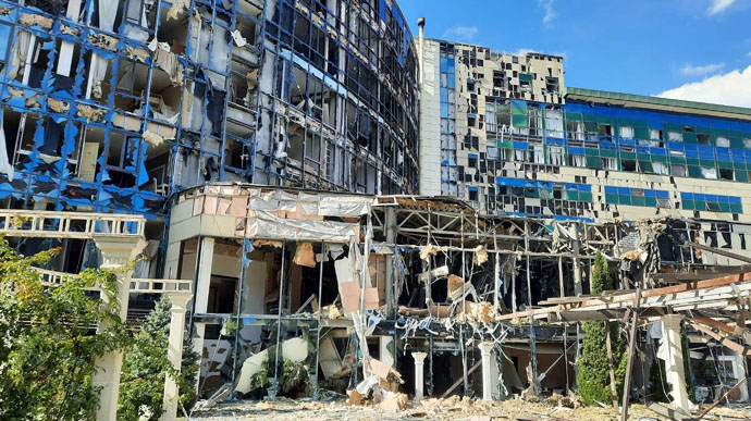 Россияне обстреливают Харьков: пропал свет и вода, остановилось метро, есть жертвы