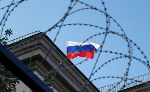 Російських дипломатів висилають вже 24 країни, будуть видворені 139 осіб
