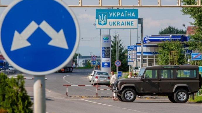 Росія відмовилася пояснити причину стягнення військ на кордон з Україною 