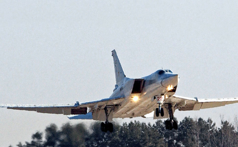 У російського бомбардувальника в польоті відмовив двигун