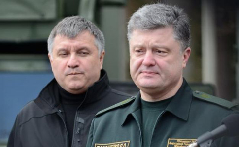 Аваков допускает вызов Порошенко на допрос по коррупционным делам 