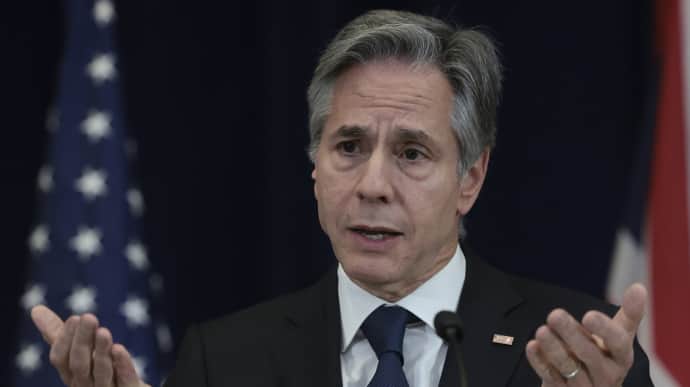 US Secretary of State arrives in France for talks on Ukraine and Gaza