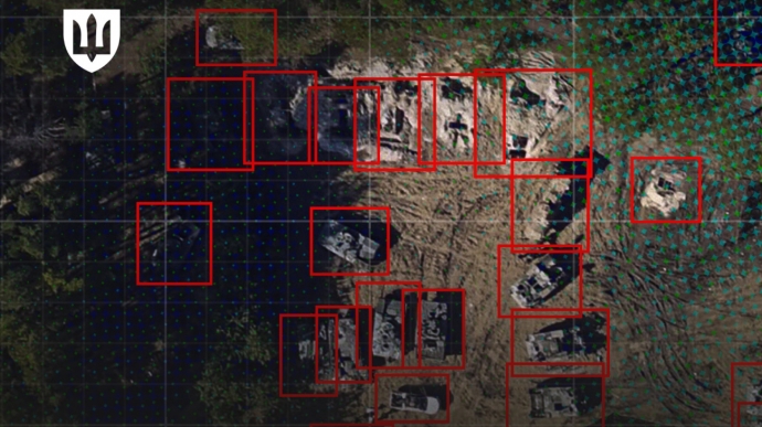 Минобороны: Украинские военные обнаруживают 12 тысяч целей еженедельно благодаря ИИ