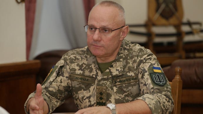 Хомчак сообщил НАТО о российских войсках у границ Украины