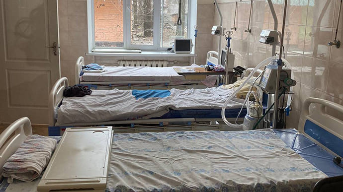 В Україні зайнято 38% ліжок для хворих на COVID-19 – МОЗ