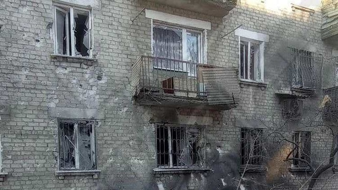 Луганщина: враг прицельно бьет по продуктовым складам в Северодонецке – ОВА