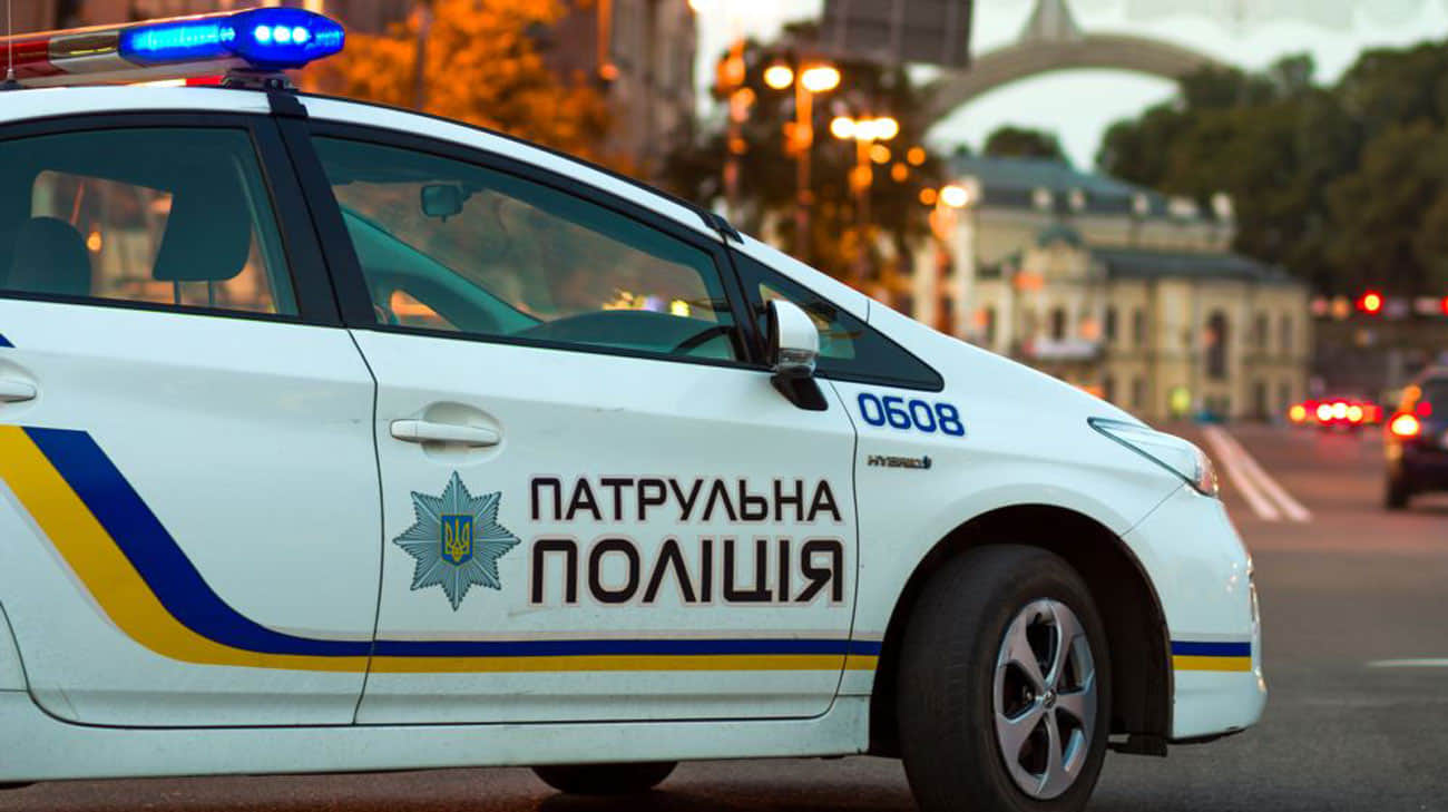 Shots were shot in the center of Kiev: police say – fired a patrolman on the car of the offender