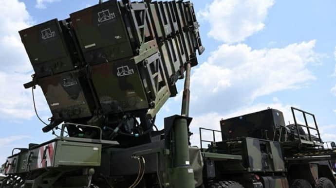 Ukraine's air defence responds in Kyiv