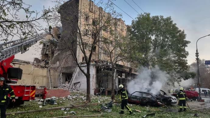 Missile strike on hotel in Cherkasy: rubble removal complete