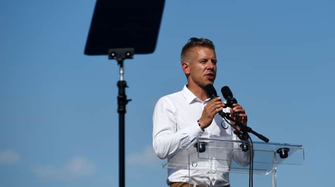 Опонент Орбана проти надання зброї Україні, хоча називає Путіна агресором