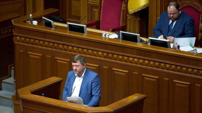 Стефанчук і Корнієнко не збираються йти з посад у партії Слуга народу