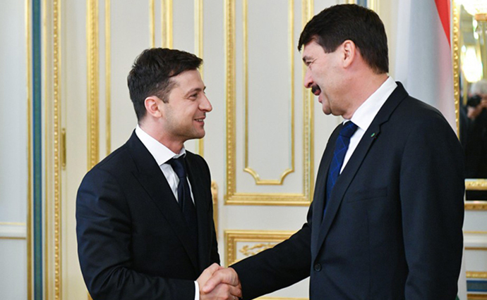 Президент Венгрии назвал обнадеживающими переговоры с Зеленским