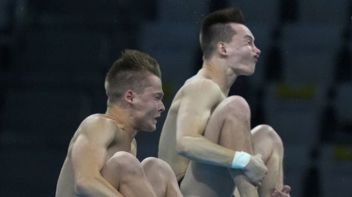 Перспективный дебют: Середа и Сербин вошли в топ-6 по синхронным прыжкам на Олимпиаде