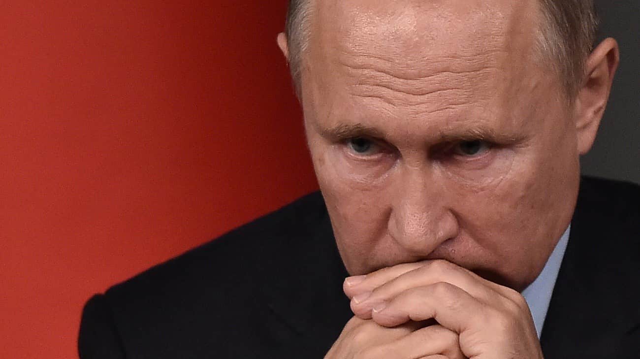 Putin has "paranoid fear" of West limiting Russian power, US intelligence says