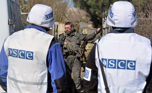 ОБСЕ зафиксировала пять взрывов в районе Коминтерново