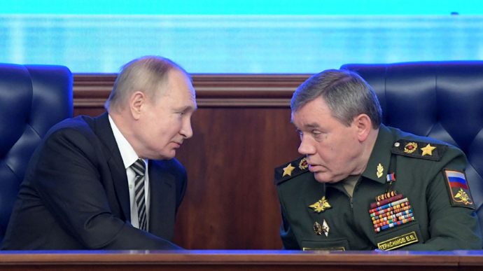 Putin allows Defence Ministry to reassert control over all Russian forces in Ukraine