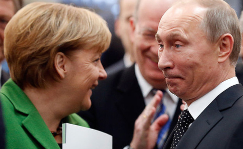 Меркель запевняє, що захищала газові інтереси України в розмові з Путіним