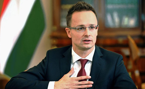Сійярто: Війна з РФ не може бути виправданням порушення прав угорців