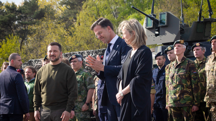 Нидерланды вложат 260 млн евро в обеспечение Украины артиллерийскими снарядами