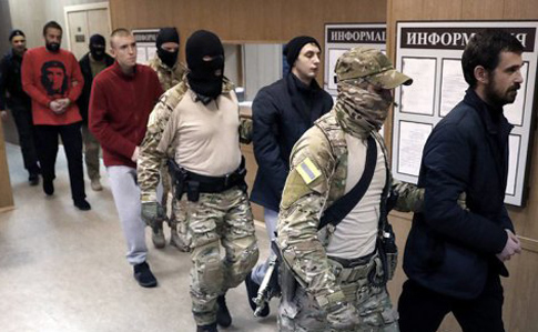 Росію закликали звільнити українських моряків і пригрозили новими санкціями