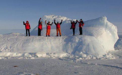 Українців привітали з Новим роком з Антарктиди