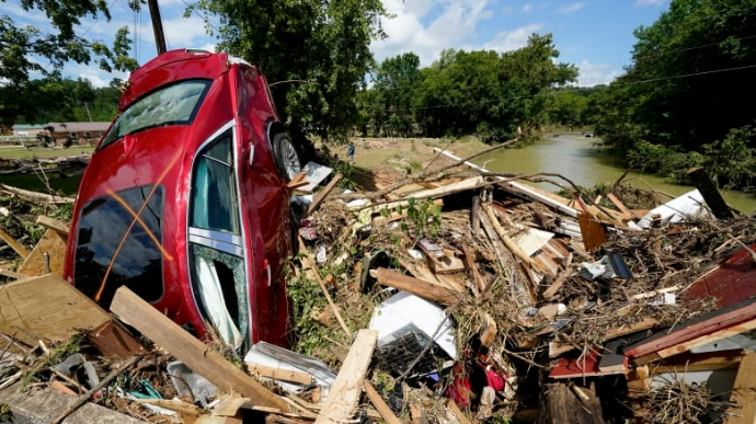 Количество погибших в наводнении в Теннесси достигло 22