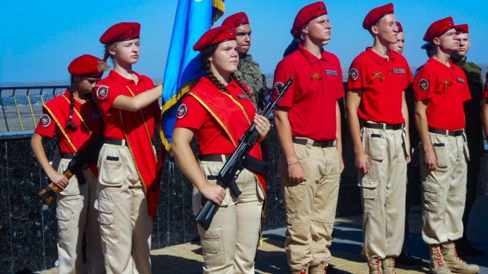 ОГП поскаржився в Гаагу на окупантів, які в Криму вчать воювати дітей 