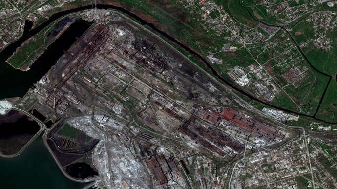 Оприлюднені супутникові знімки зруйнованого окупантами заводу Азовсталь