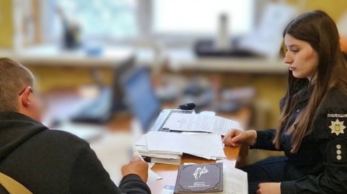 Працівнику ТЦК, який вдарив чоловіка в живіт у Харкові, оголосили підозру в хуліганстві