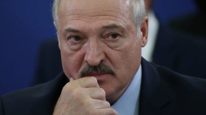 ЄС розширив санкції проти режиму Лукашенка: у списку Белавіа, судді і прикордонники