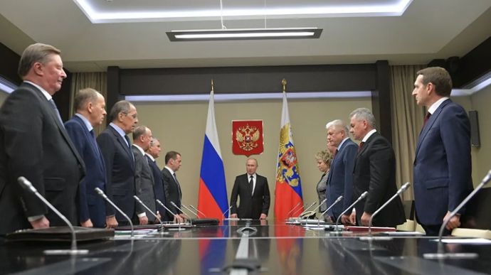 Путин собрал свой Совбез поговорить о стратегической безопасности