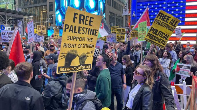 У Нью-Йорку влаштували пропалестинський мітинг, навпроти була акція ізраїльтян