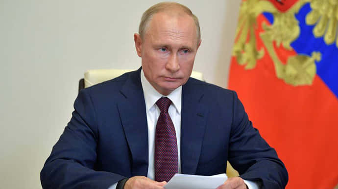 Путин заявил, что отношения с Украиной испортились не из-за Крыма