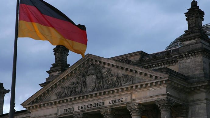 В Германии известно об около 2000 делах в связи с подделкой ковид-сертификатов