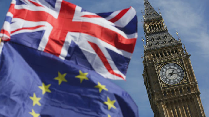 Єврокомісія почала процедуру проти Британії за невиконання угоди щодо Brexit