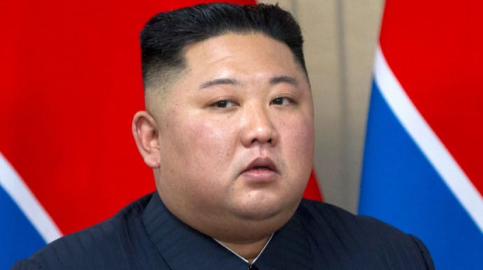 Ким Чен Ын показал новые баллистические ракеты