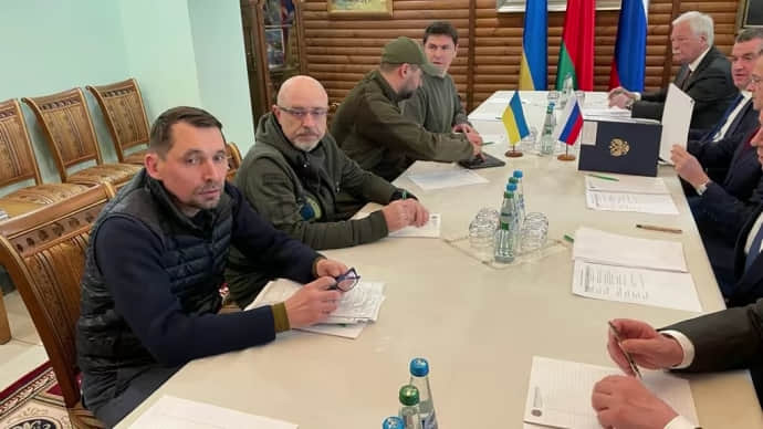 Head of Zelenskyy's party faction on delegation for talks with Russia on 22 February: Whoever was at hand took the trip