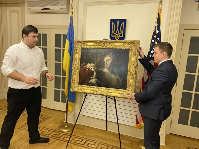 Під час церемонії передачі картини Україні, 19 лютого 2020 року