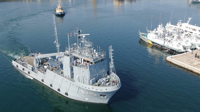 Український корабель прибув до Румунії на міжнародні протимінні навчання 