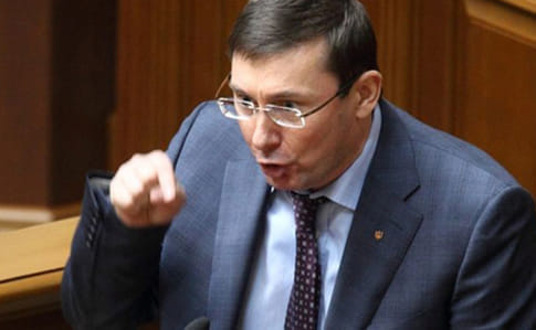 Луценко: Крищенко має піти у відставку через Княжичі