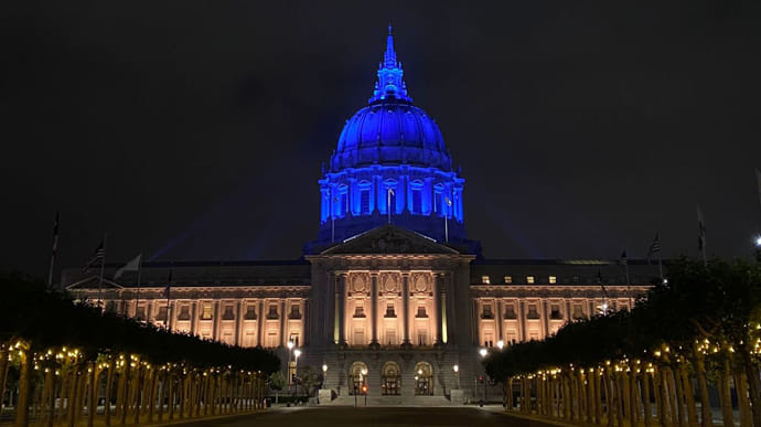 Зеленський прибув до Каліфорнії: мерія Сан-Франциско стала жовто-синьою  