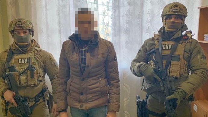 На Одещині затримали бойовика, що допомагав армії РФ попасти на Донбас - СБУ