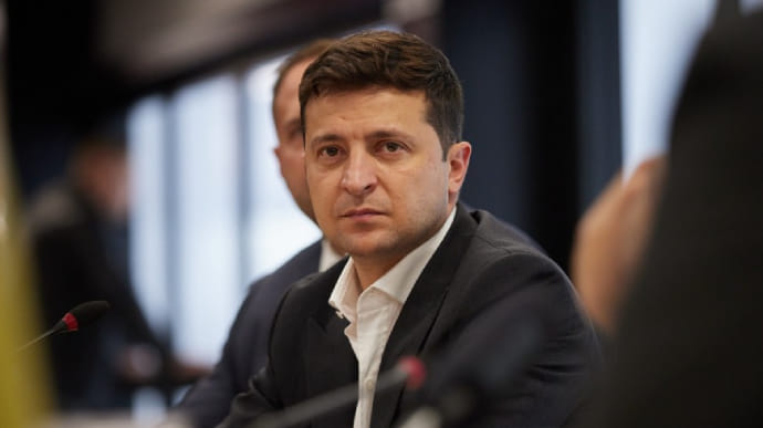Зеленський звільнив голову представництва при ЄС та ще 6 послів