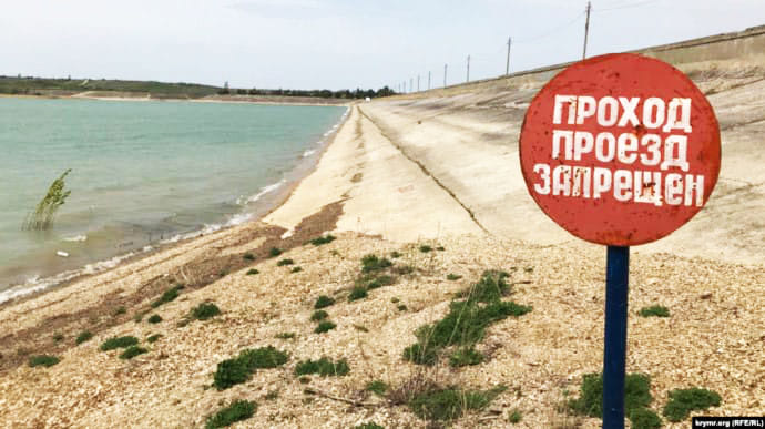 Водохранилище, питающее юго-восточный Крым, резко мелеет