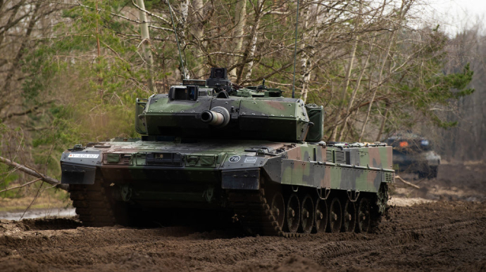 Німецька компанія подала запит до уряду на постачання Україні танків Leopard - ЗМІ