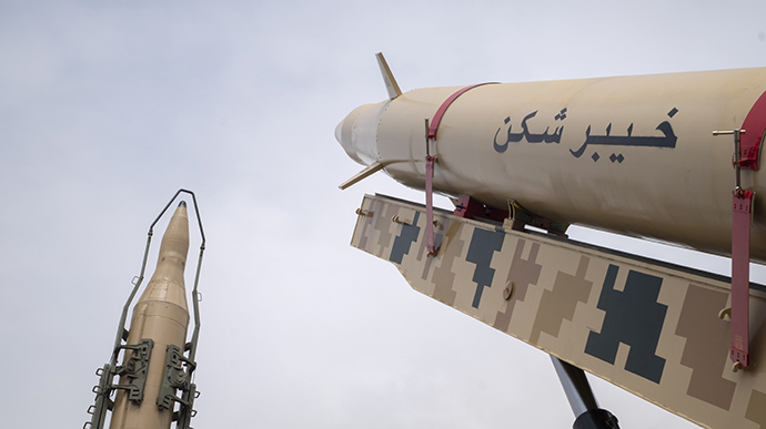 Іран веде таємні переговори з Китаєм і Росією про придбання санкційного ракетного палива