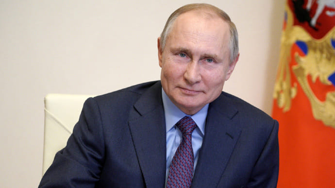 Рада Федерації схвалила закон, що дозволяє Путіну знову йти в президенти