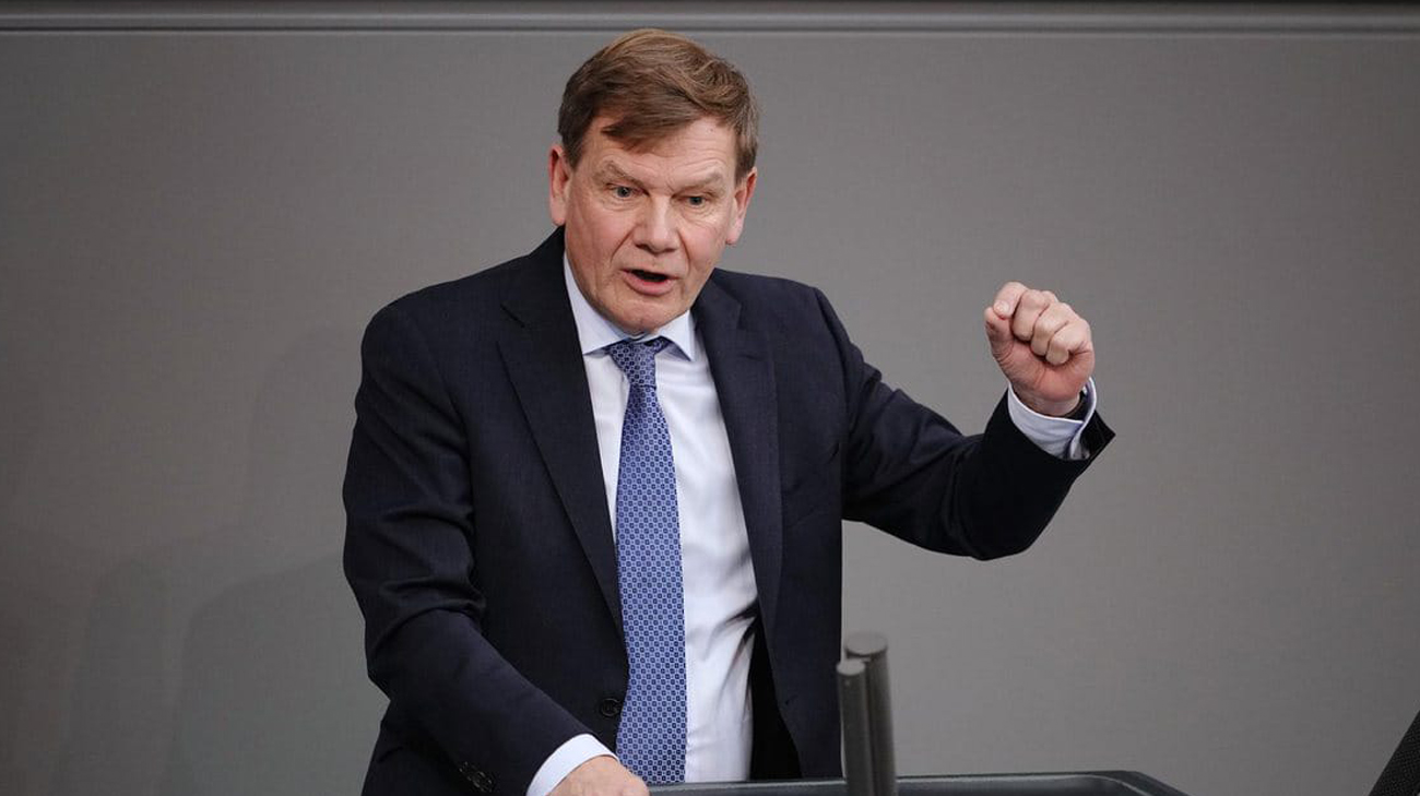New German foreign minister: Europe will defend and support Ukraine with all means