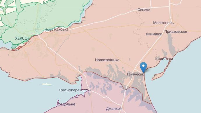 Russian occupation forces in Henichesk hold Ukraine supporters in administrative building basement