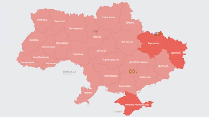 По всій Україні лунала тривога: в Росії злітав МіГ, в повітрі ще можуть бути 5 бомбардувальників Ту-95